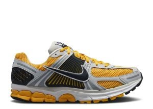 Nike Zoom Vomero 5 Photon Dust Laser Orange