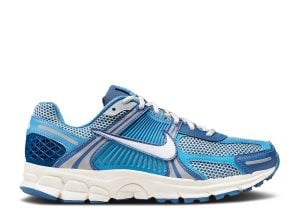 Nike Zoom Vomero 5 Worn Blue
